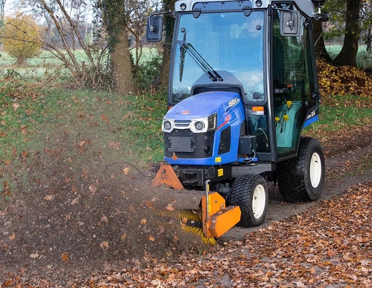 TXGS 24, Traktor TXGS24