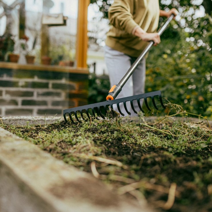 Głowica grabie 16 zębne ogrodowe z metalu OneClick, Fiskars 1080678