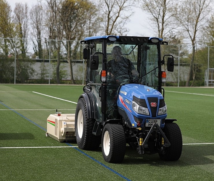 TH5420, Traktor Iseki TH 5420 AHLK