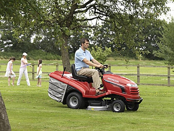 Kosiarka traktorowa Honda HF 2317 HME, Aries Power