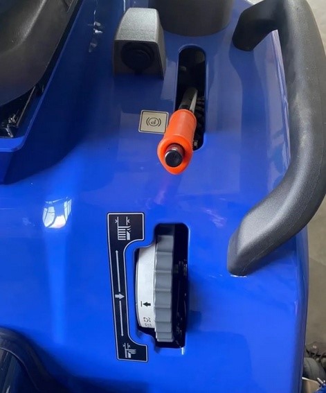 SXG 327, Kosiarka Iseki SXG 324