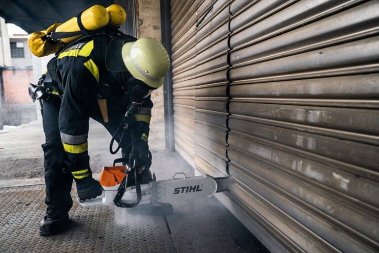 Pilarka spalinowa MS 462 C-M R M-Tronic do prac leśnych Stihl 11422000025