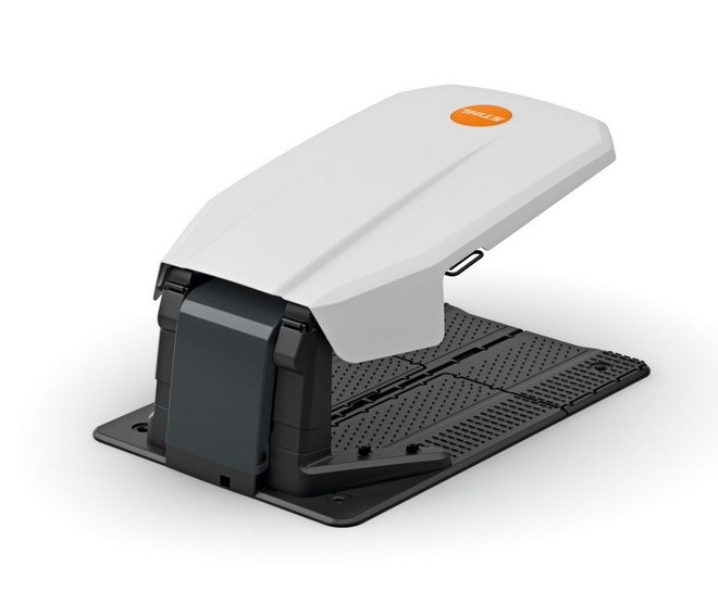 Osłona przeciwsłoneczna 5/5 EVO, 6/6 EVO, 7/7 EVO do kosiarek automatycznych Stihl IA017804300 Stihl