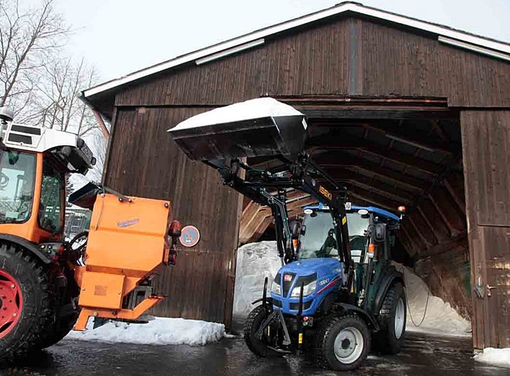 TG6687, Traktor Iseki TG 6687 AHLK