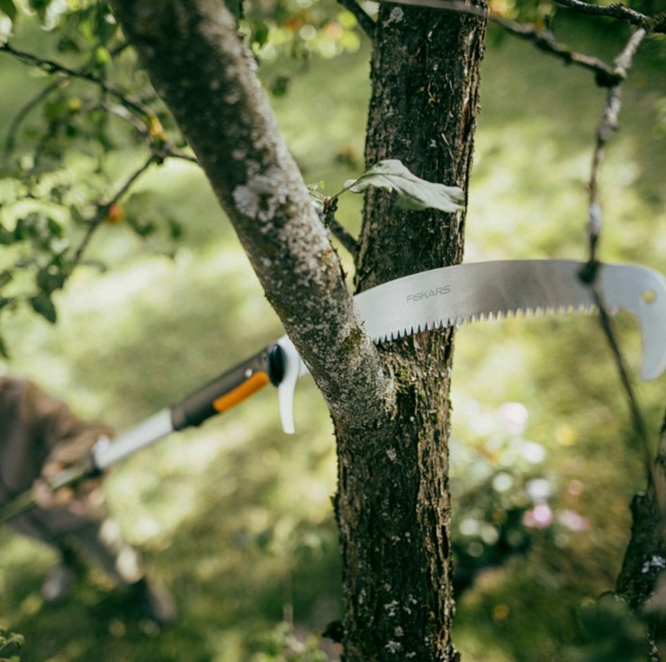 Głowica piła z hakiem do cięcia gałęzi na tyczkę OneClick, Fiskars 1080690