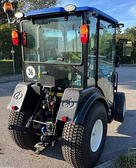 TH5420, Traktor Iseki TH 5420 AHLK