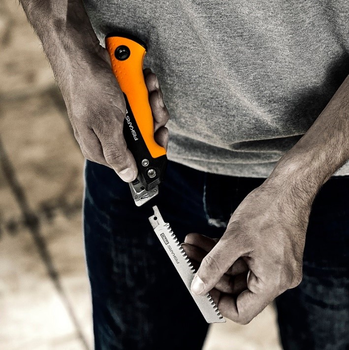 Piła składana kompaktowa 150 mm, Fiskars 1062934