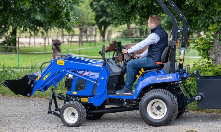 TXGS 24, Traktor TXGS24