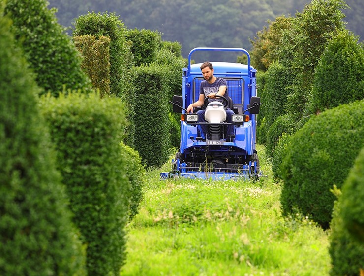 SF 225, Kosiarka Iseki SF 225