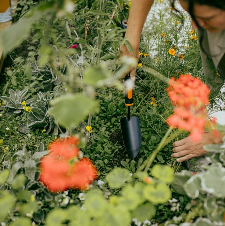 Głowica łopatka ogrodowa do sadzenia przesadzania roślin OneClick, Fiskars 1080693