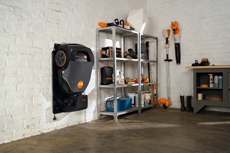 STIHL Uchwyt na ścianę iMOW 5/5 EVO, 6/6 EVO, 7/7 EVO do kosiarek automatycznych Stihl IA005002300 Stihl