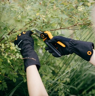 FISKARS Rękawice do pielęgnacji krzewów Shrub Care, Fiskars 1071152, 1071153