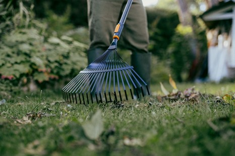 Głowica grabie do liści wachlarzowe ogrodowe z metalu OneClick, Fiskars 1080675