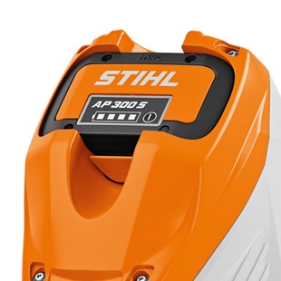 KMA 135 R Stihl FA020116811