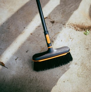 Głowica szczotka uniwersalna średnia OneClick, Fiskars 1080701