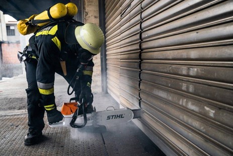 Pilarka spalinowa MS 462 C-M R M-Tronic do prac leśnych Stihl 11422000025