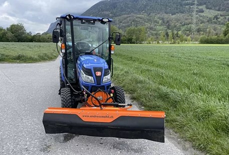 TH5420, Traktor Iseki TH 5420 AHLK