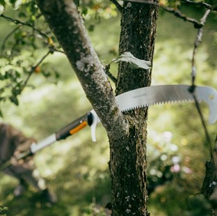 Głowica piła z hakiem do cięcia gałęzi na tyczkę OneClick, Fiskars 1080690