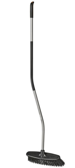 Szczotka ogrodowa, wygięty trzonek ERGONOMIC, Fiskars 1077114