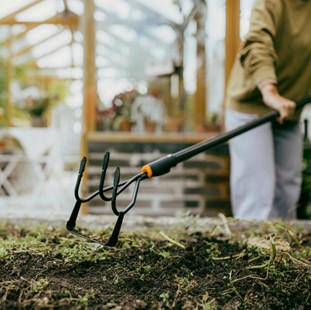 Głowica kultywator z motyką ogrodowy OneClick, Fiskars 1080685