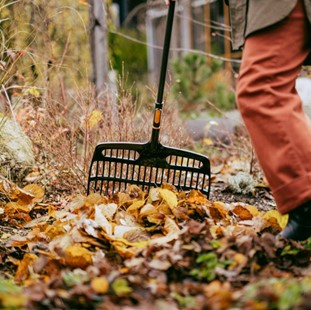Głowica łopato-grabie do liści ogrodowe z tworzywa OneClick, Fiskars 1080681